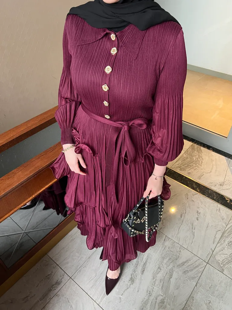 Lisa Bordo Elbise
