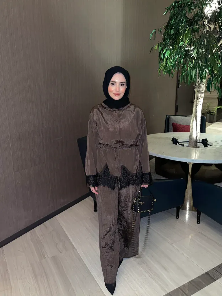 Luora Dantel Detaylı Takım